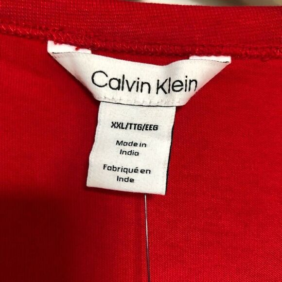 CALVIN KLEIN - M Sz 2XL - NWT Combo Tee in Red, Black & Grey. Very Small Callout - Picture 4 of 12